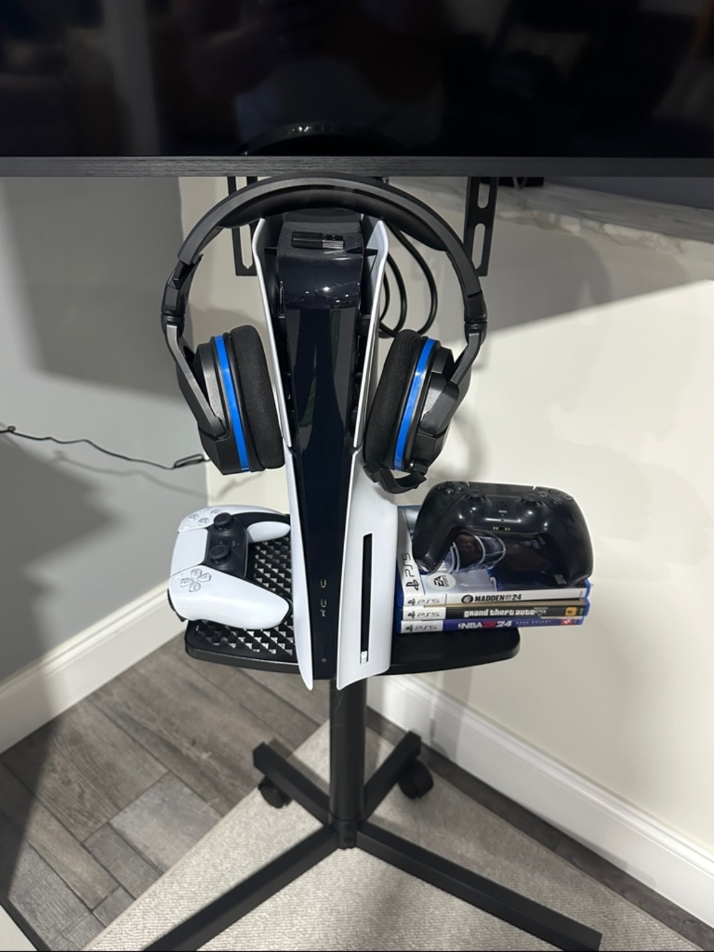 PlayStation 5 Console with White DualSense Controller and Turtle Beach headset